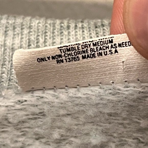 Vintage 90s Miami Hurricanes Sweatshirt Gray Fruit Of The Loom Size XL NCAA (G) - Picture 8 of 11